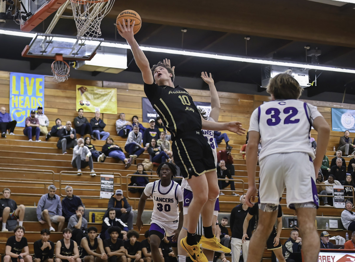 Archbishop Mitty vs Carlsbad Torrey Pines Holiday Classic December 29, 2023 Photo-Justin Fine61
